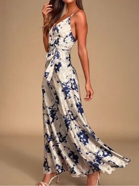 LULUS Tea Gardens Navy Floral Maxi Dress - Size Medium